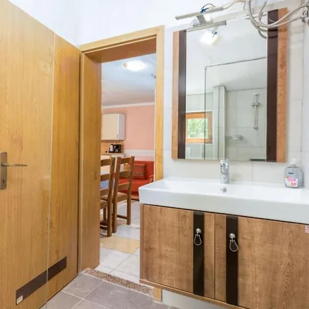 Apartmán Manda - One Bedroom With Terrace A2