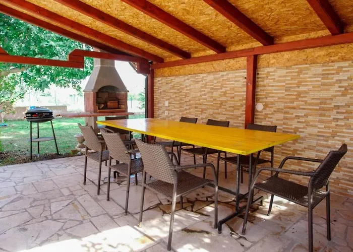 Manda - One Bedroom With Terrace A2 * Valbandon