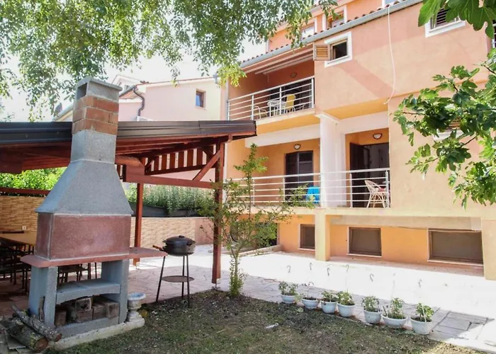 Manda - One Bedroom With Terrace A2 Valbandon